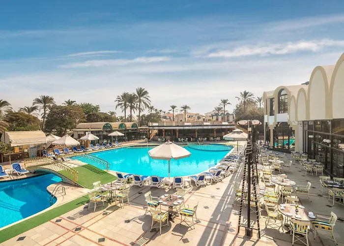 Jaz Pyramids Resort